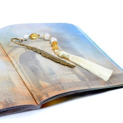 Закладка для книги с янтарем